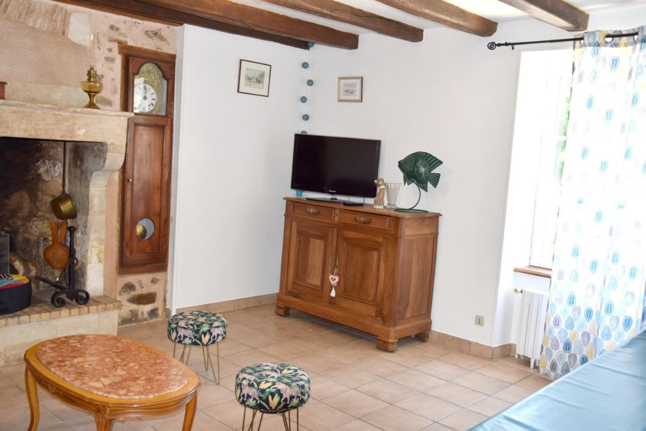 Maison Charismatique A Saint-Germier Avec Jardin Cloture. מראה חיצוני תמונה